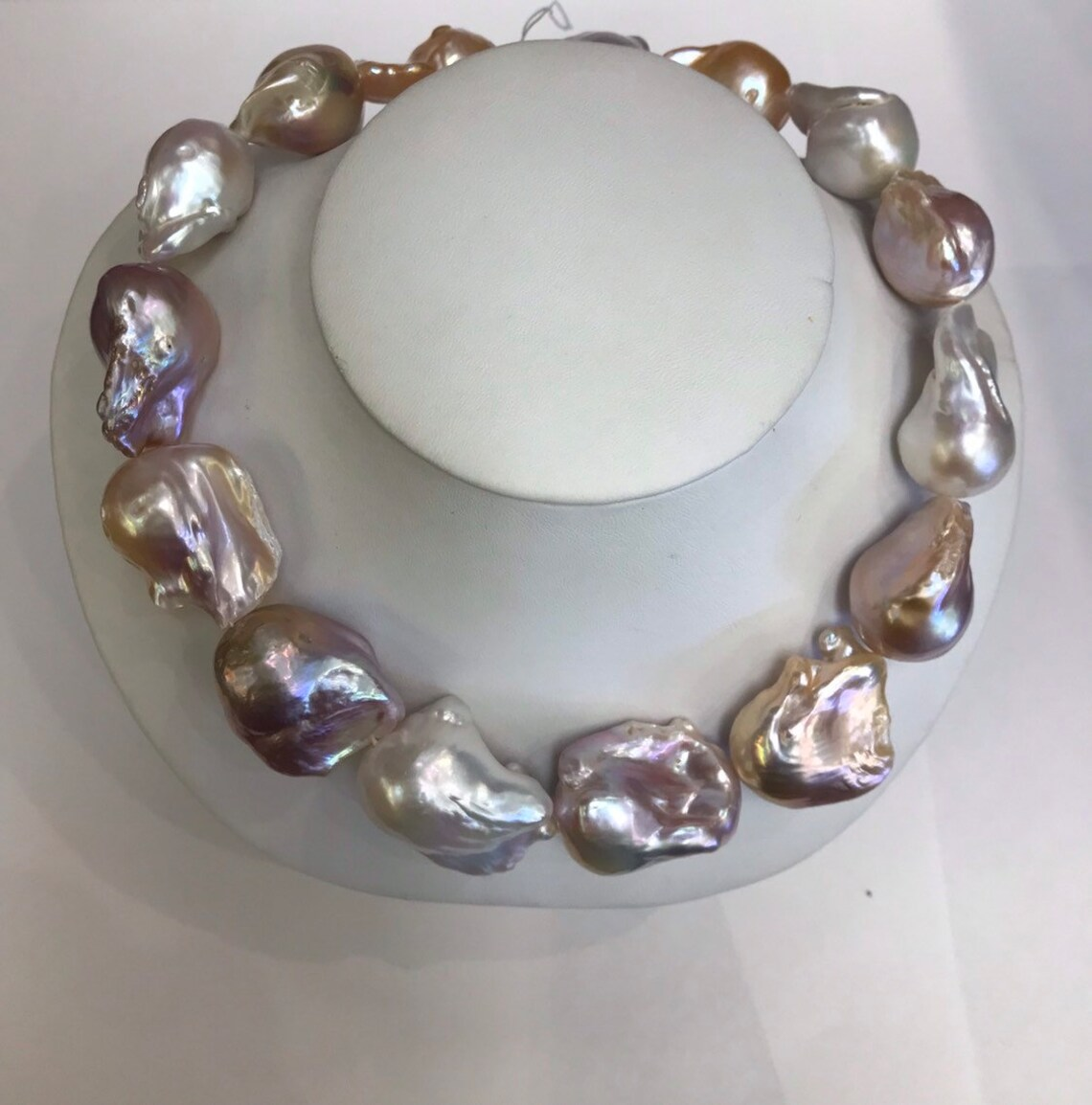 30mm Barogue Freshwater Pearls 14k Gold Clasp 17.5" Great Colors High Brilliance