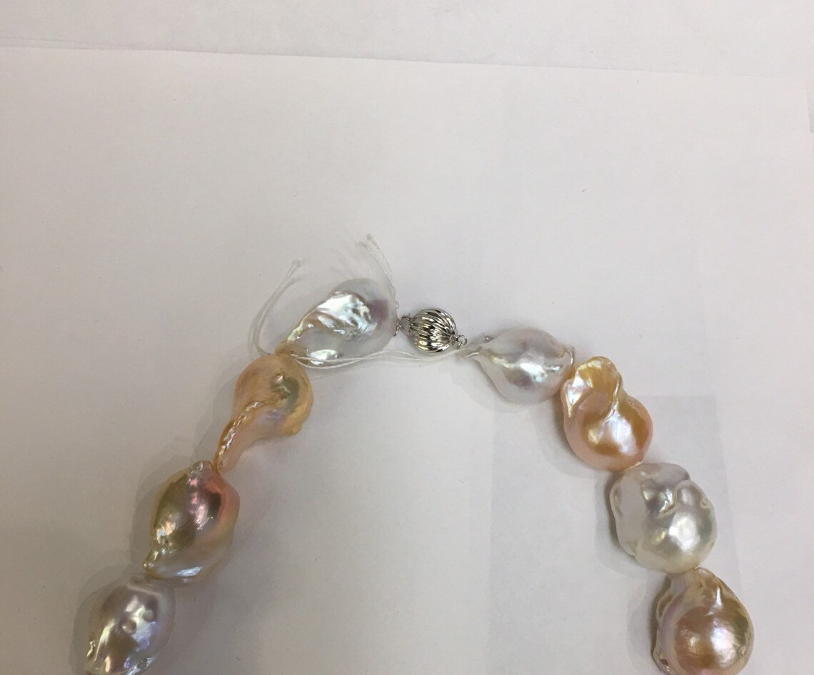 30mm Barogue Freshwater Pearls 14k Gold Clasp 17.5" Great Colors High Brilliance