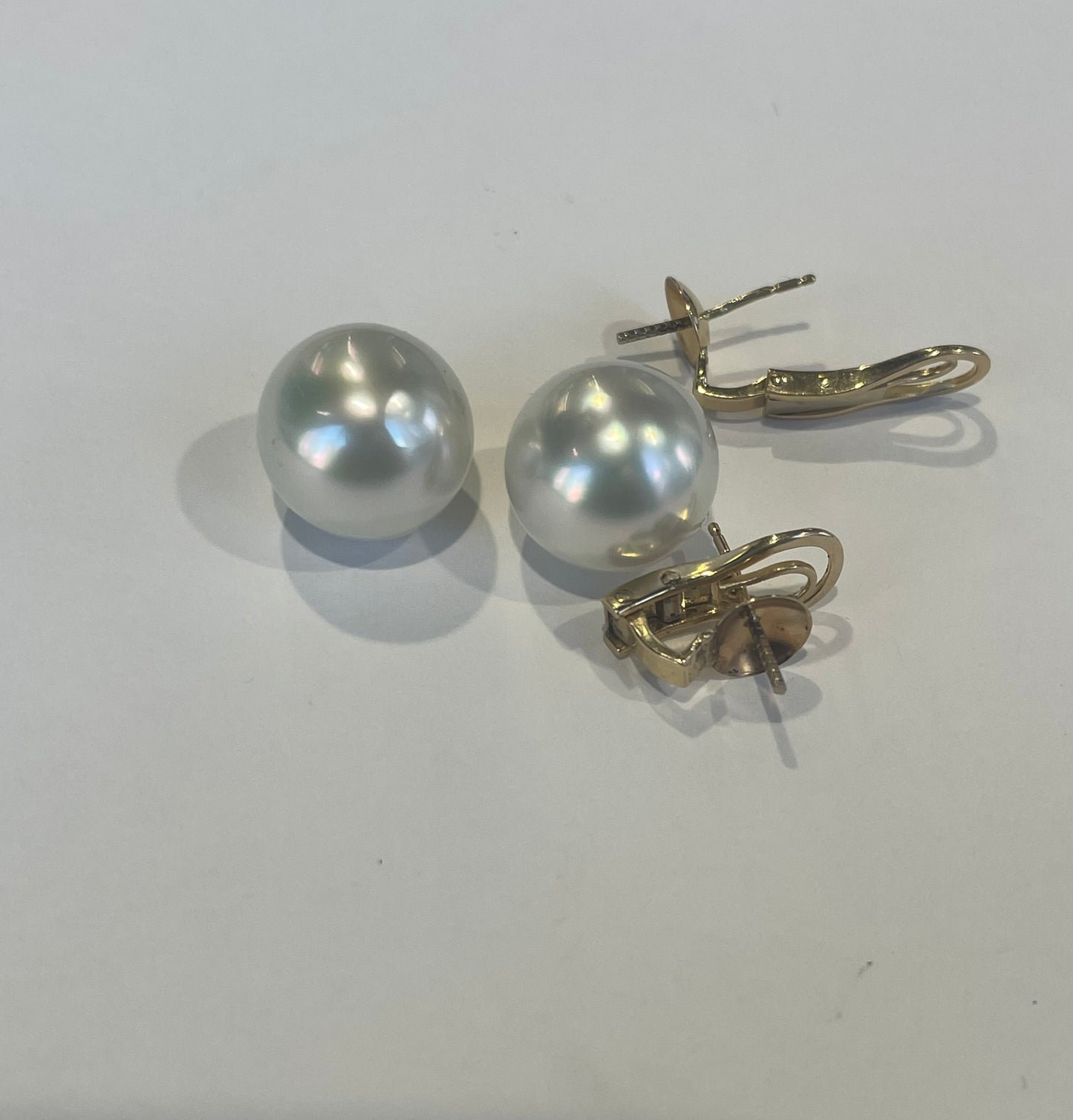 South Sea Pearl necklace 15 1/2 mm earrings and 14 mm loose Pro for a ring