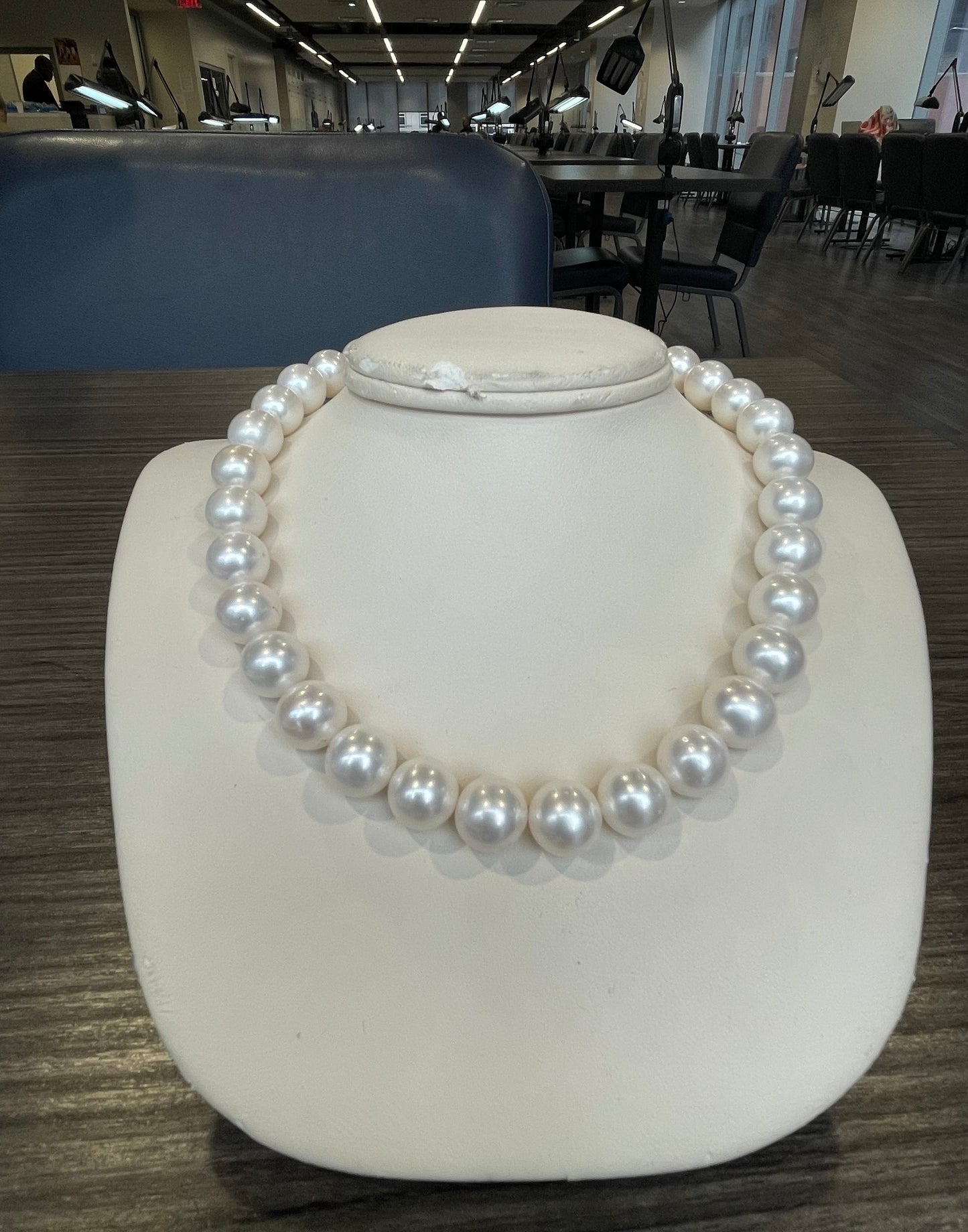 Pearl Necklce. 11.5mm