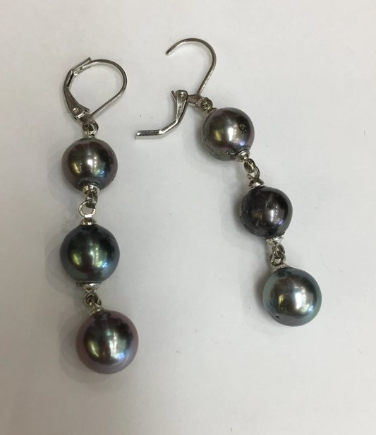 9.5x 9mm Tahitian Cultured South Sea Pearl Earrings Nice Color and Luster