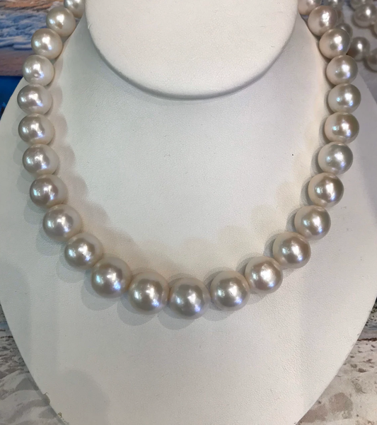 15x12mm Round Cultured Freshwater Pearls, good shine, great matches and great shine