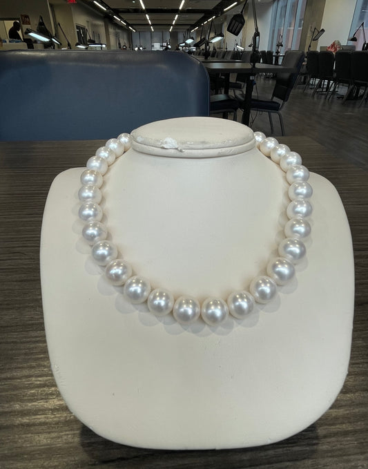 Pearl Necklace.